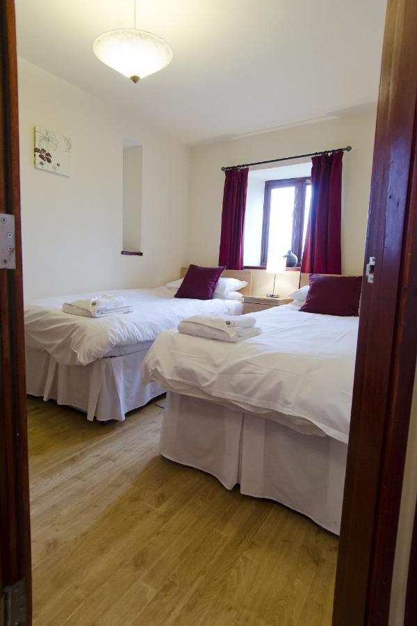 Hafoty Farm Cottages Κερνάρφον Εξωτερικό φωτογραφία