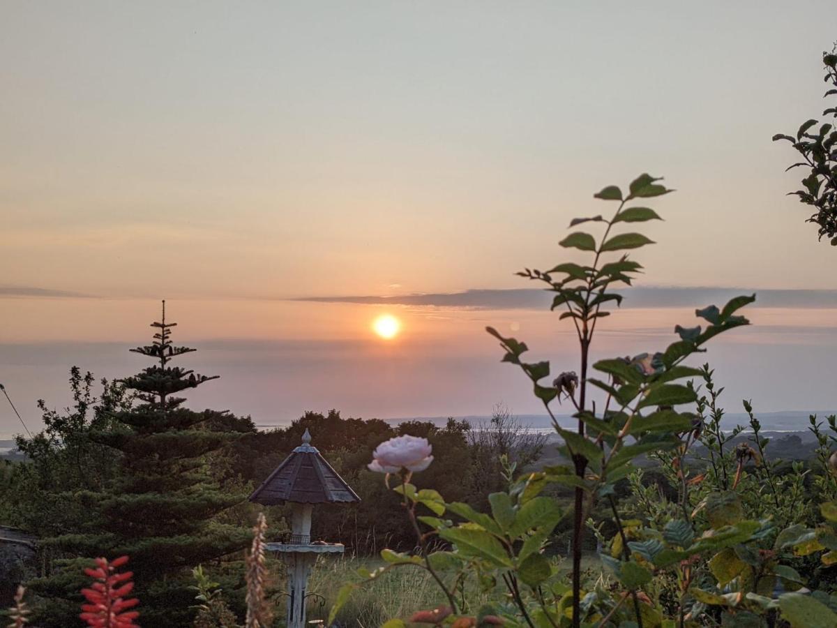 Hafoty Farm Cottages Κερνάρφον Εξωτερικό φωτογραφία