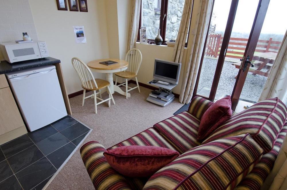 Hafoty Farm Cottages Κερνάρφον Εξωτερικό φωτογραφία